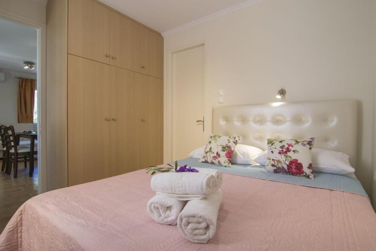 Appartamento Yannis Nest Lákka Esterno foto